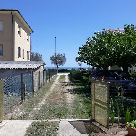Casa Vacanze Romana - Fronte Mare בית נופש